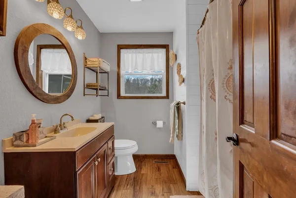 $525,000 | 465 Winding River Drive, Sparta, TN 38583