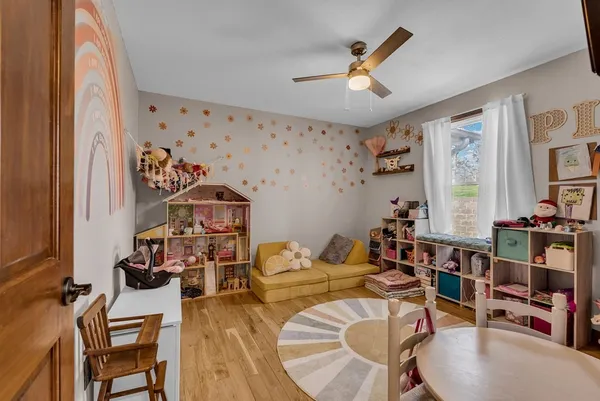 $525,000 | 465 Winding River Drive, Sparta, TN 38583