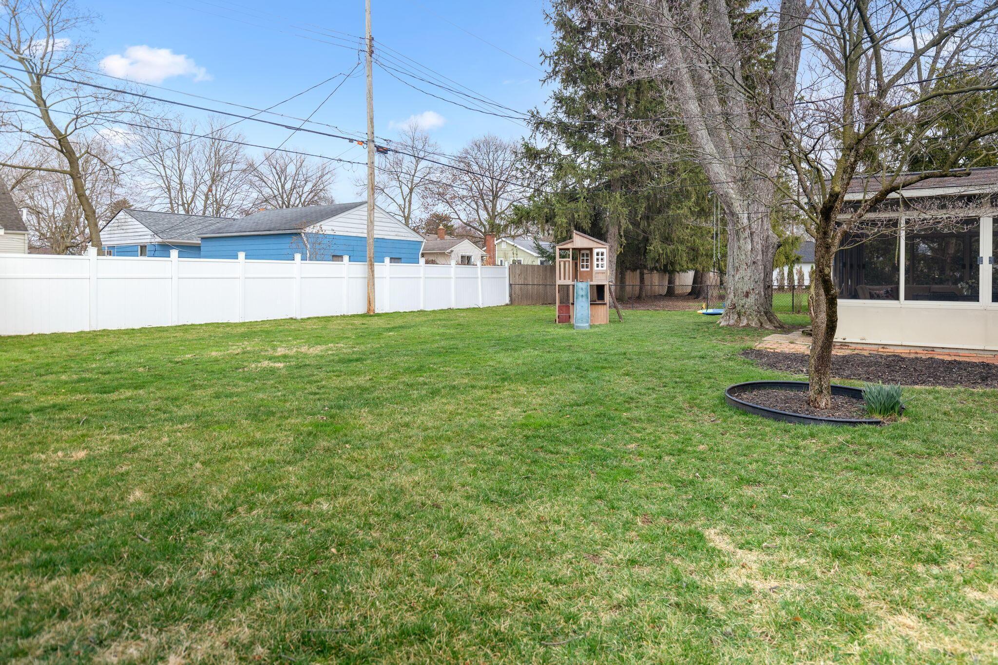 2212 Cranford Road Columbus, OH 43221 - Photo 22 of 27 20-web-or-mls-IMG_5091