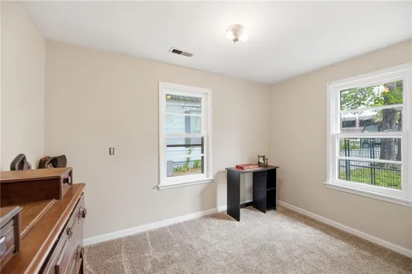$150,000 | 735 South Willow Street, Ottawa, KS 66067