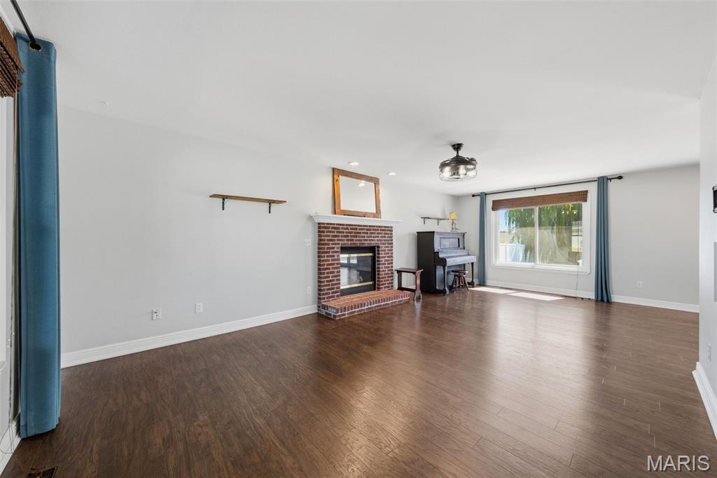 1316 Summerfield Drive Waterloo, IL 62298 - Photo 10 of 48