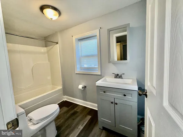 $2,200 | 9 South Maple Avenue, Marlton, NJ 08053