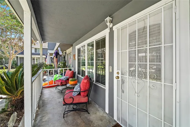 $908,000 | 2404 Niagara Way, Costa Mesa, CA 92626