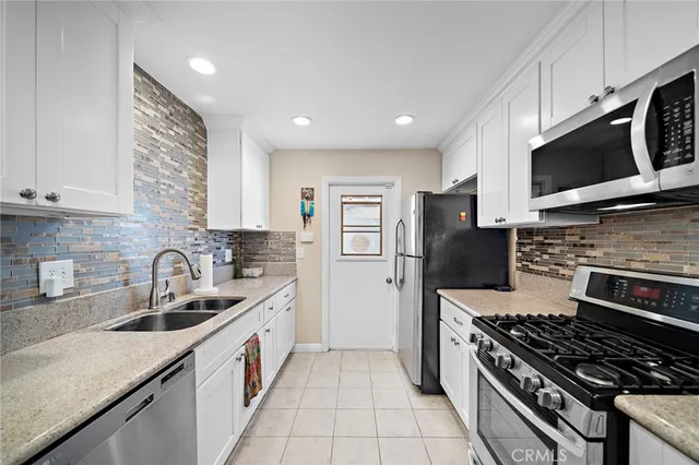 $908,000 | 2404 Niagara Way, Costa Mesa, CA 92626