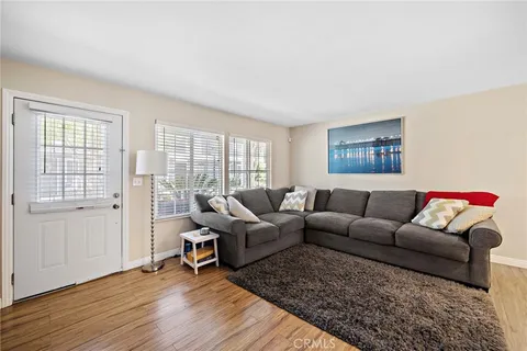 $899,000 | 2404 Niagara Way, Costa Mesa, CA 92626