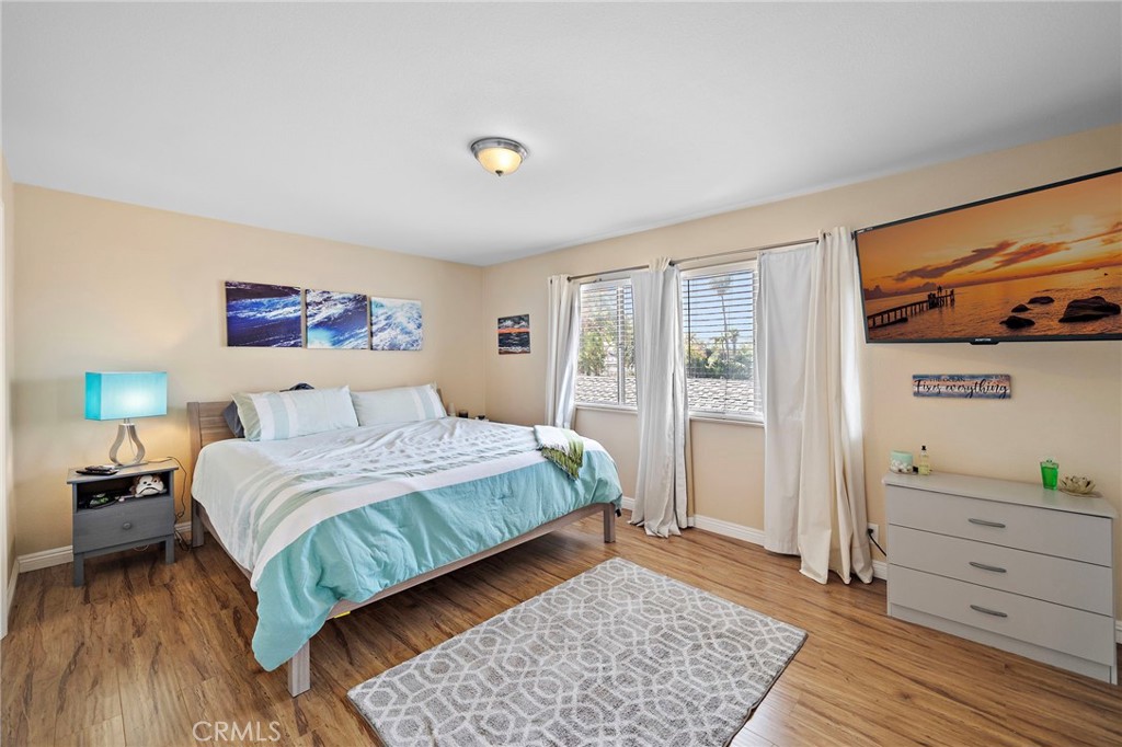 2404 Niagara Way Costa Mesa, CA 92626 - Photo 9 of 19