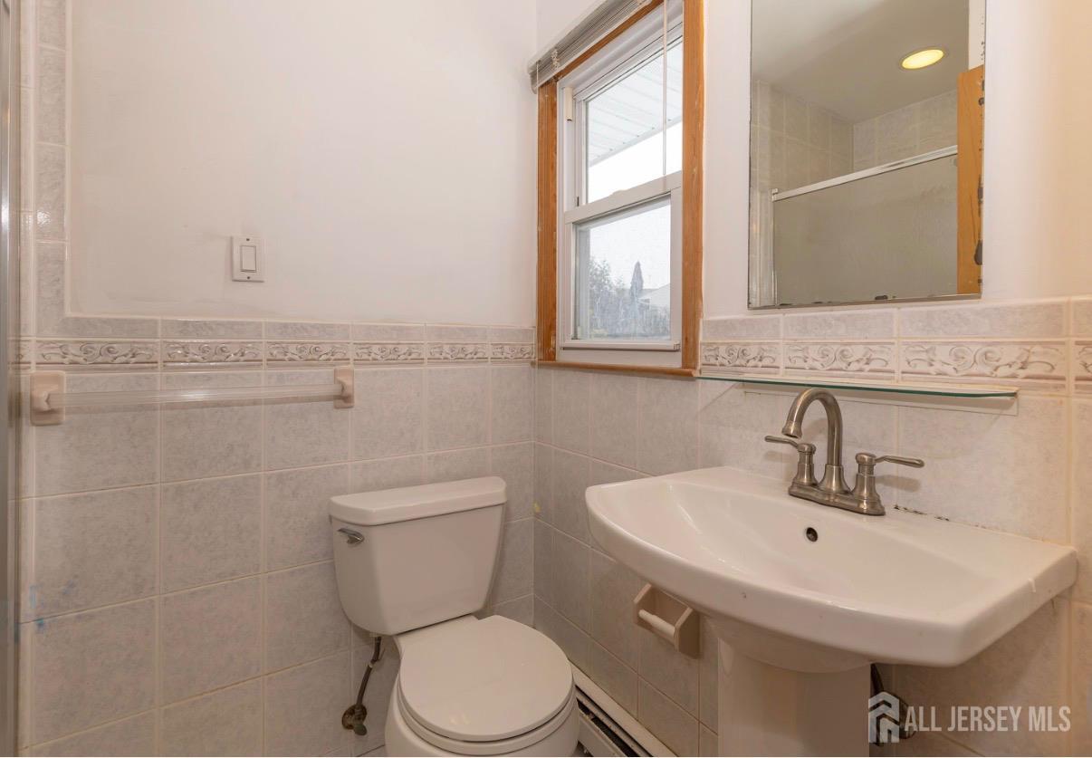 10 Gavel Road Sayreville, NJ 08872 - Photo 14 of 30