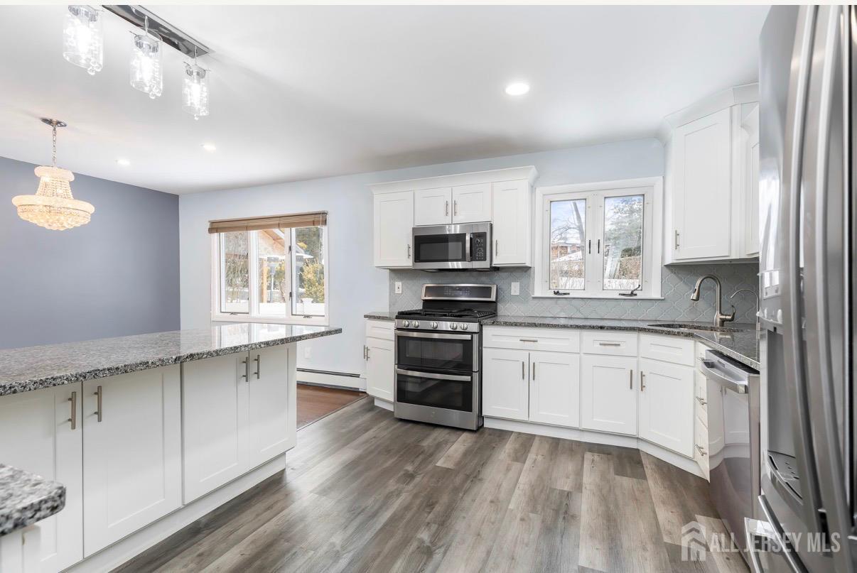 10 Gavel Road Sayreville, NJ 08872 - Photo 2 of 30