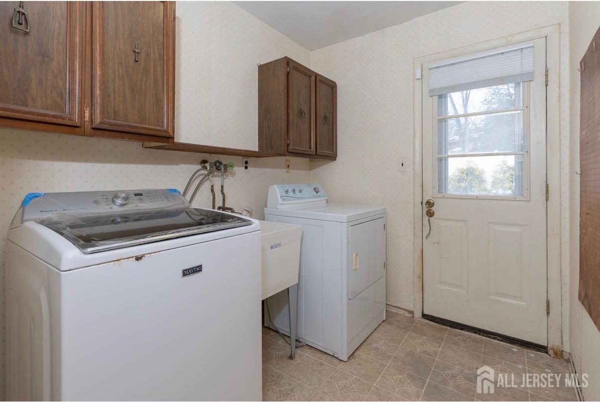 10 Gavel Road Sayreville, NJ 08872 - Photo 21 of 30