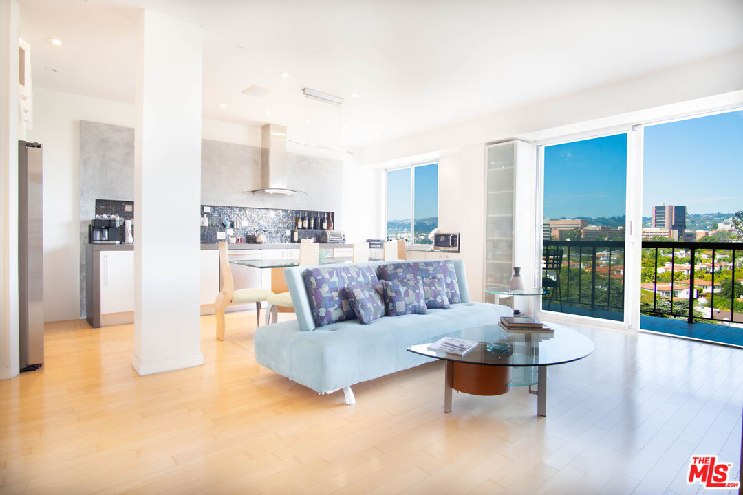 10747 Wilshire Boulevard, Unit 1208 Los Angeles, CA 90024 - Photo 17 of 33