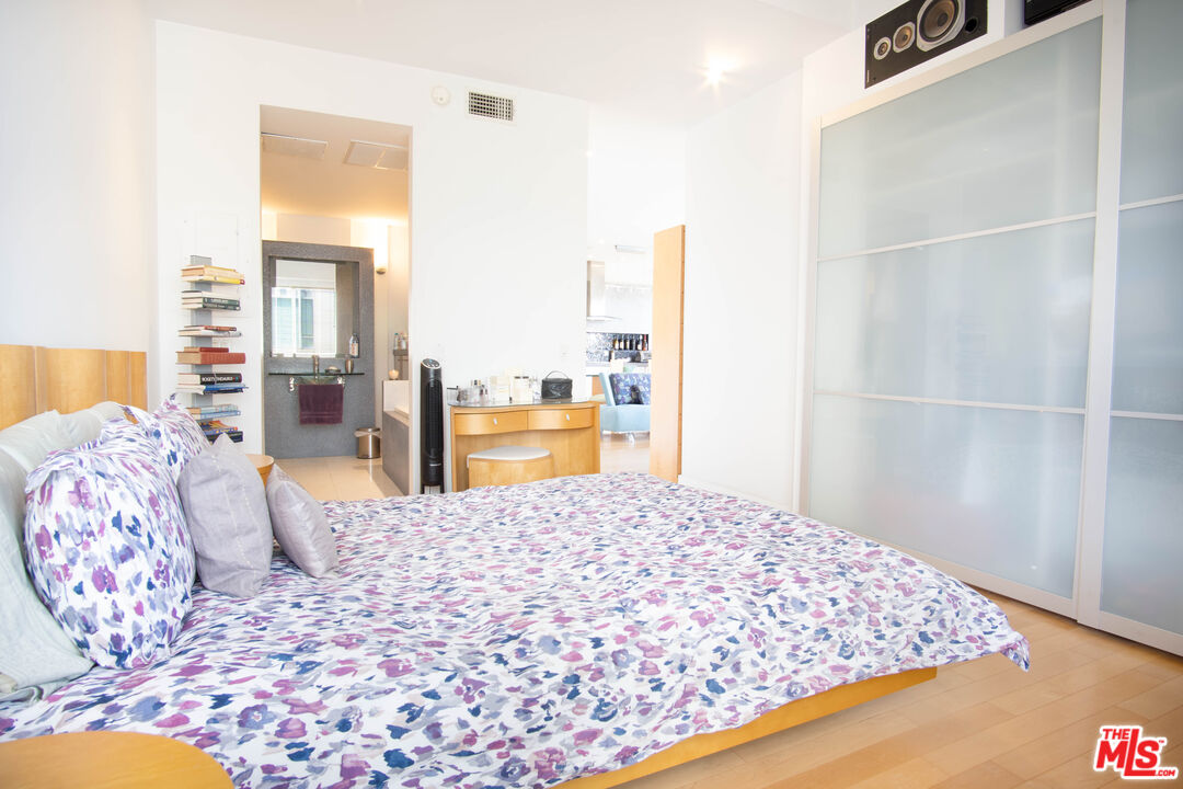 10747 Wilshire Boulevard, Unit 1208 Los Angeles, CA 90024 - Photo 33 of 33