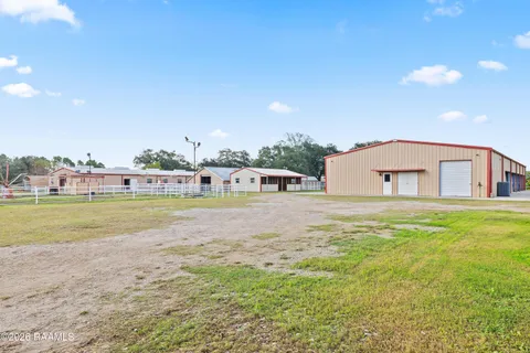 $1,500,000 | 15204 L & L Road, Kaplan, LA 70548