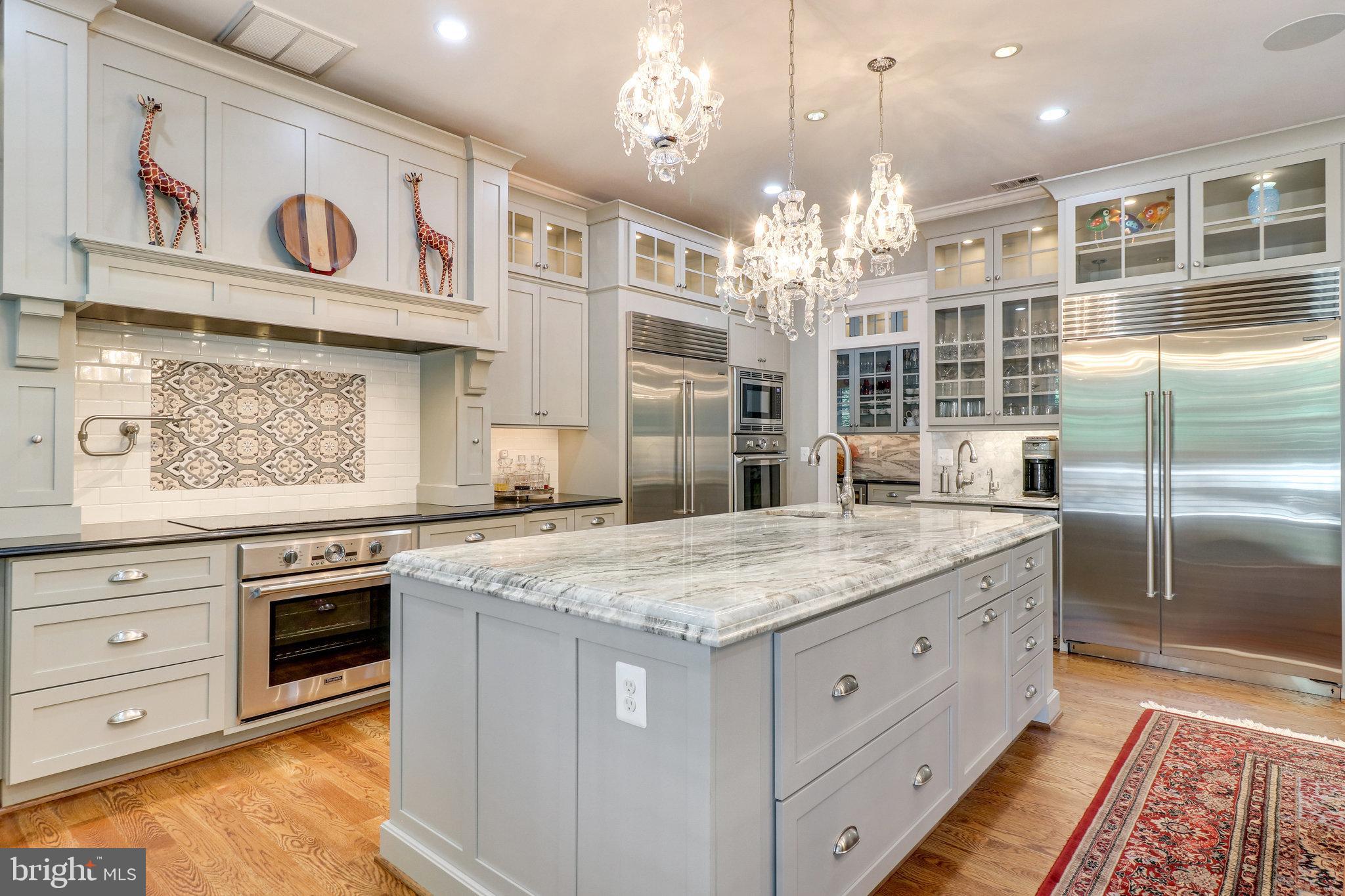 131 Kingsley Road Southwest Vienna, VA 22180 - Photo 15 of 79