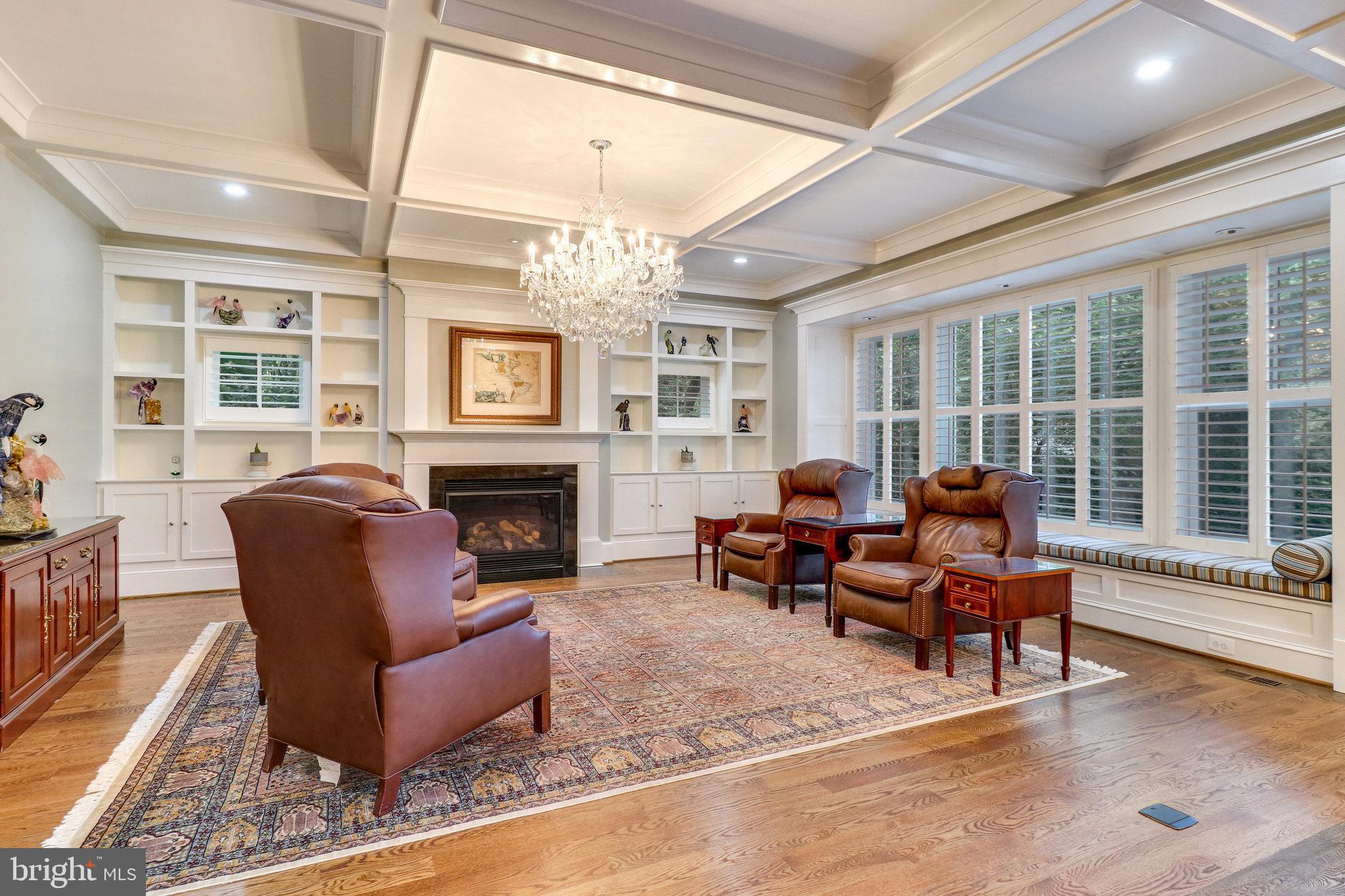 131 Kingsley Road Southwest Vienna, VA 22180 - Photo 19 of 79