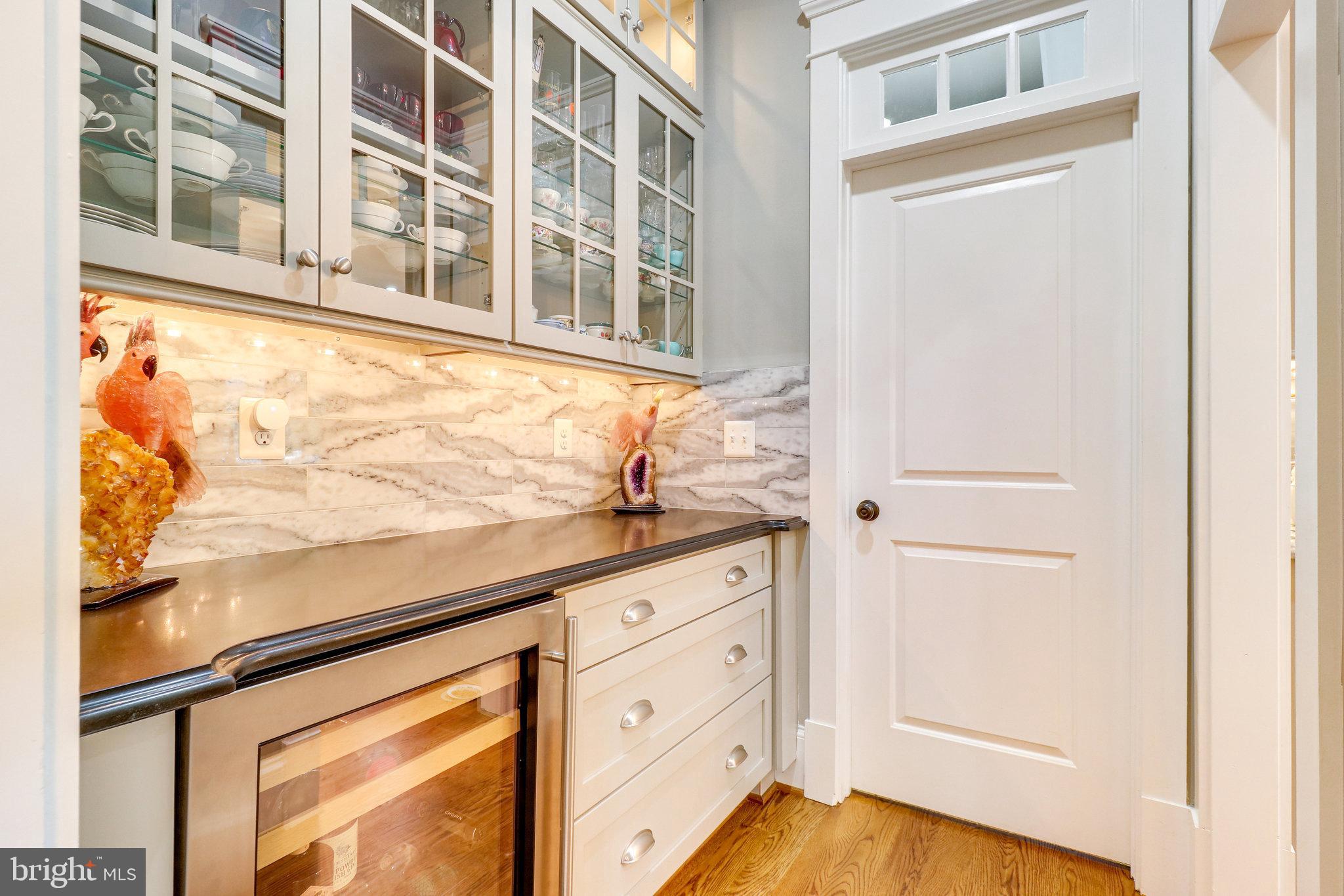 131 Kingsley Road Southwest Vienna, VA 22180 - Photo 24 of 79