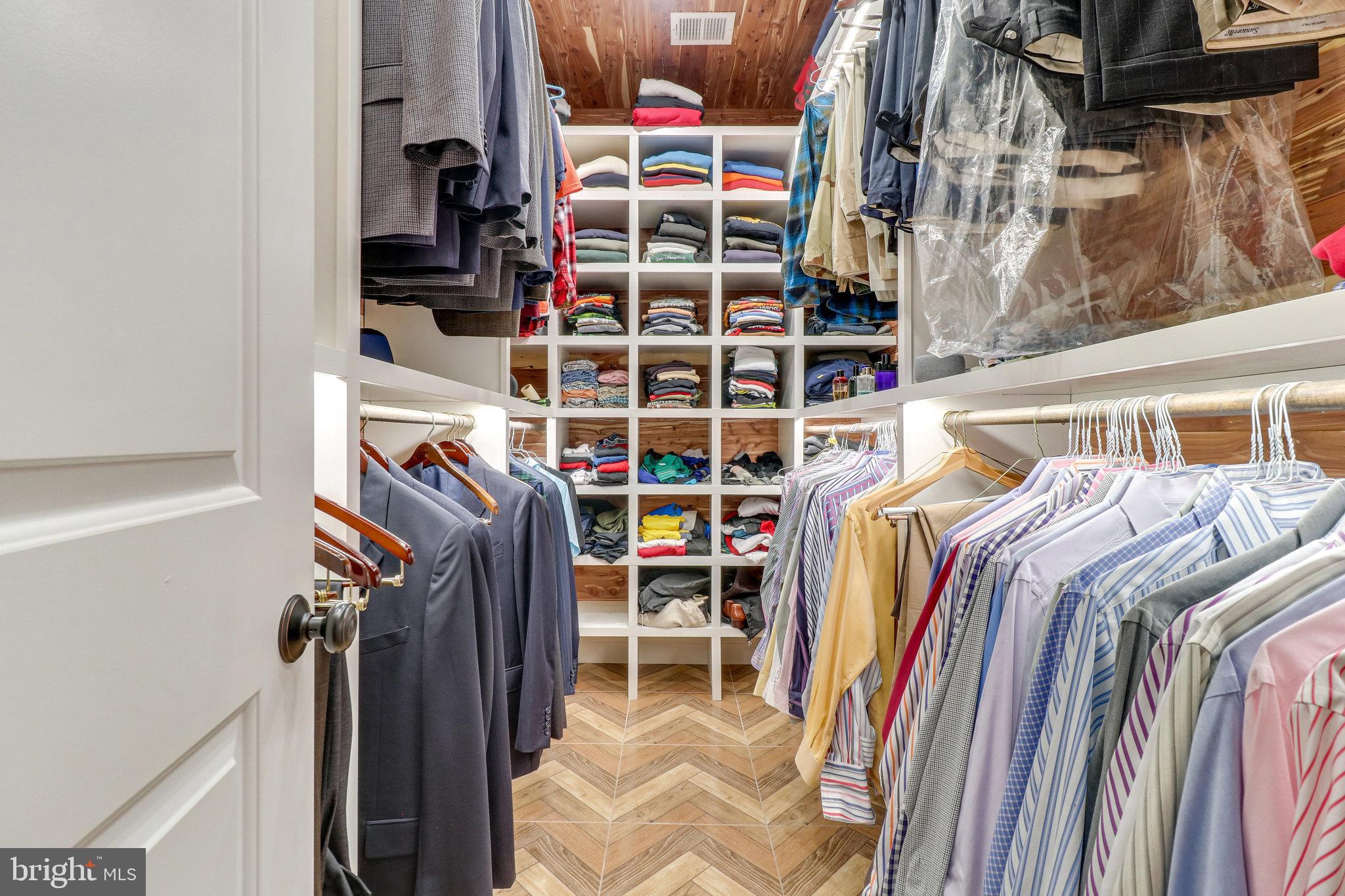 131 Kingsley Road Southwest Vienna, VA 22180 - Photo 36 of 79