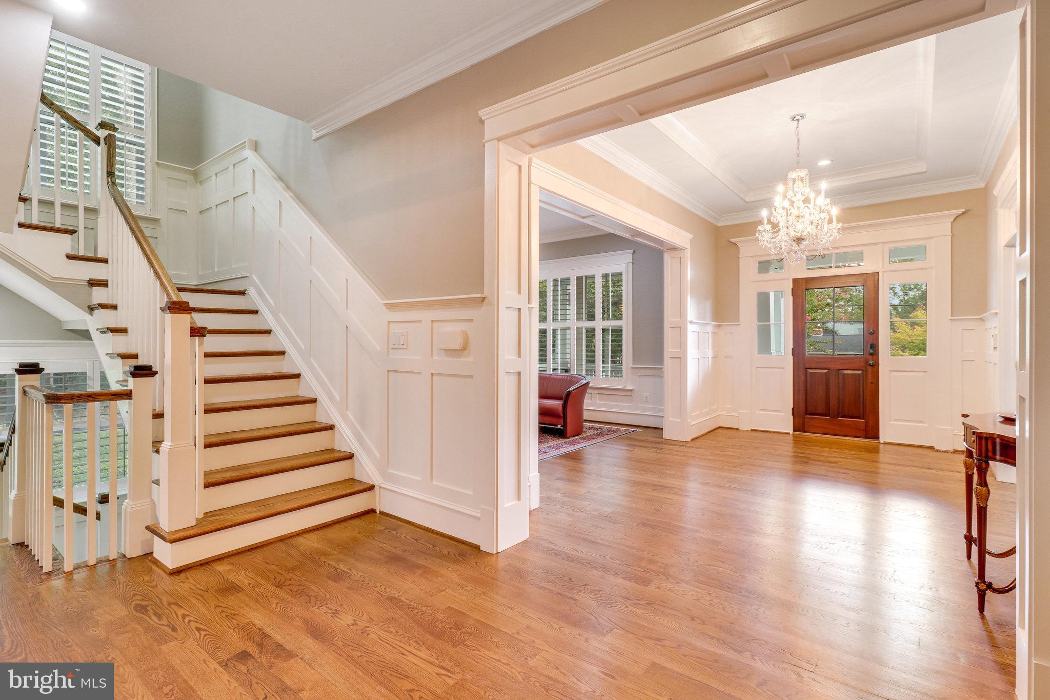 131 Kingsley Road Southwest Vienna, VA 22180 - Photo 7 of 79