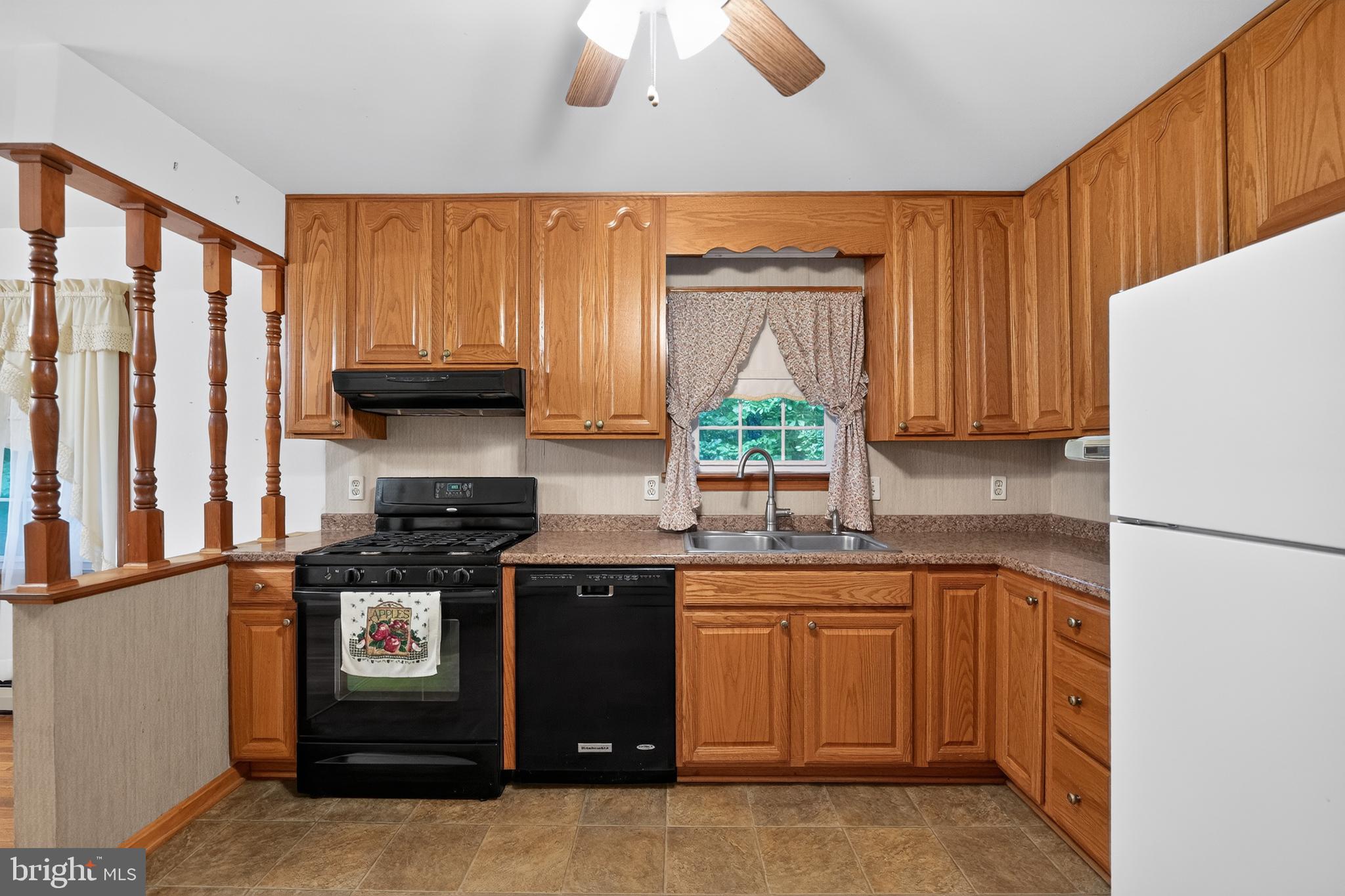 9810 Woodsboro Road Frederick, MD 21701 - Photo 11 of 32