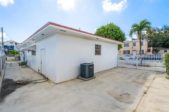 $700,000 | 201 Northwest 14th Avenue, Miami, FL 33125