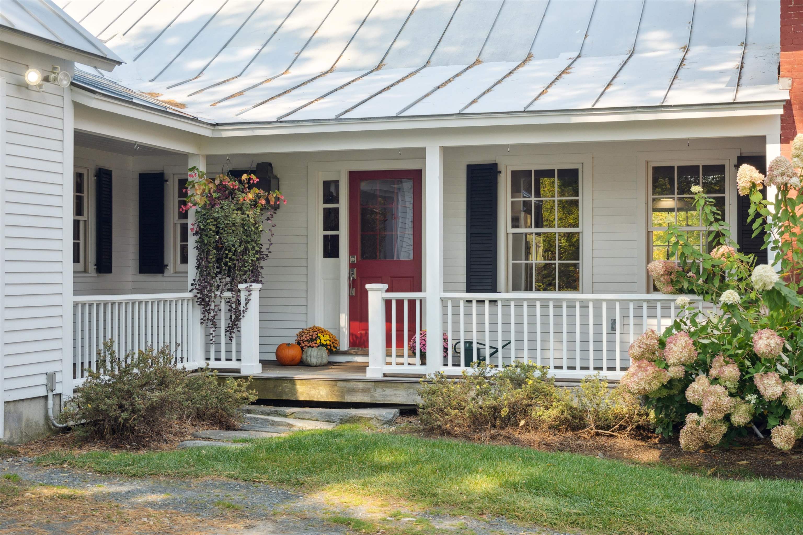 9671 Highway 12 Barnard, VT 05032 - Photo 14 of 49