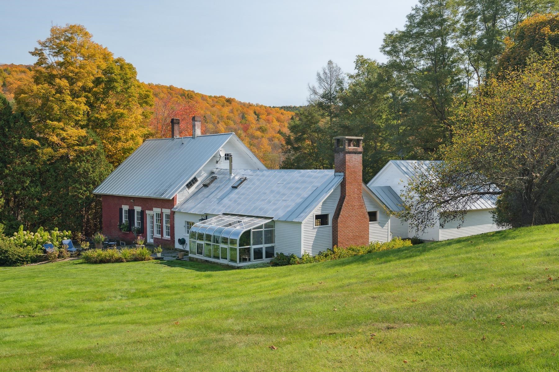 9671 Highway 12 Barnard, VT 05032 - Photo 32 of 49