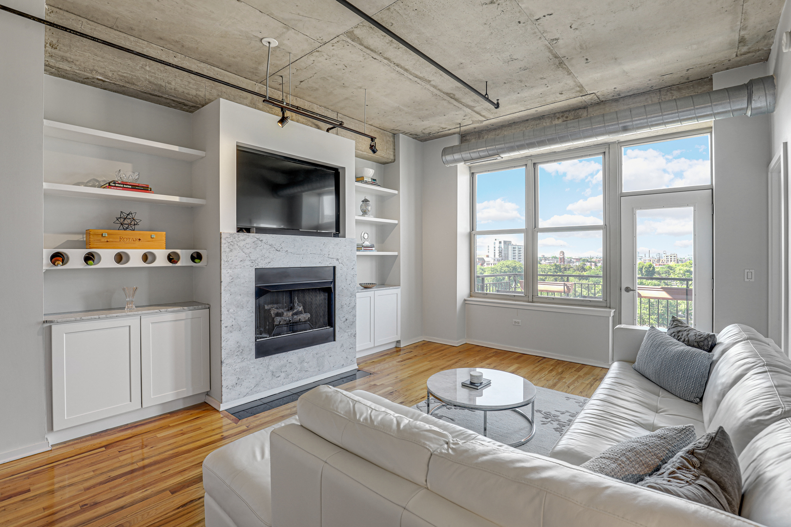 6 South Laflin Street, Unit 801 Chicago, IL 60607 - Photo 3 of 31 Gallery Image 3