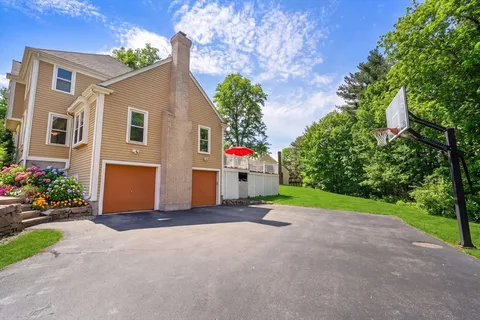 $1,270,000 | 16 Heather Lane, Southborough, MA 01772