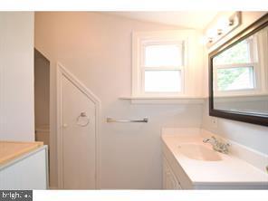 136 Horsham Road Horsham, PA 19044 - Photo 16 of 37 Unit 1