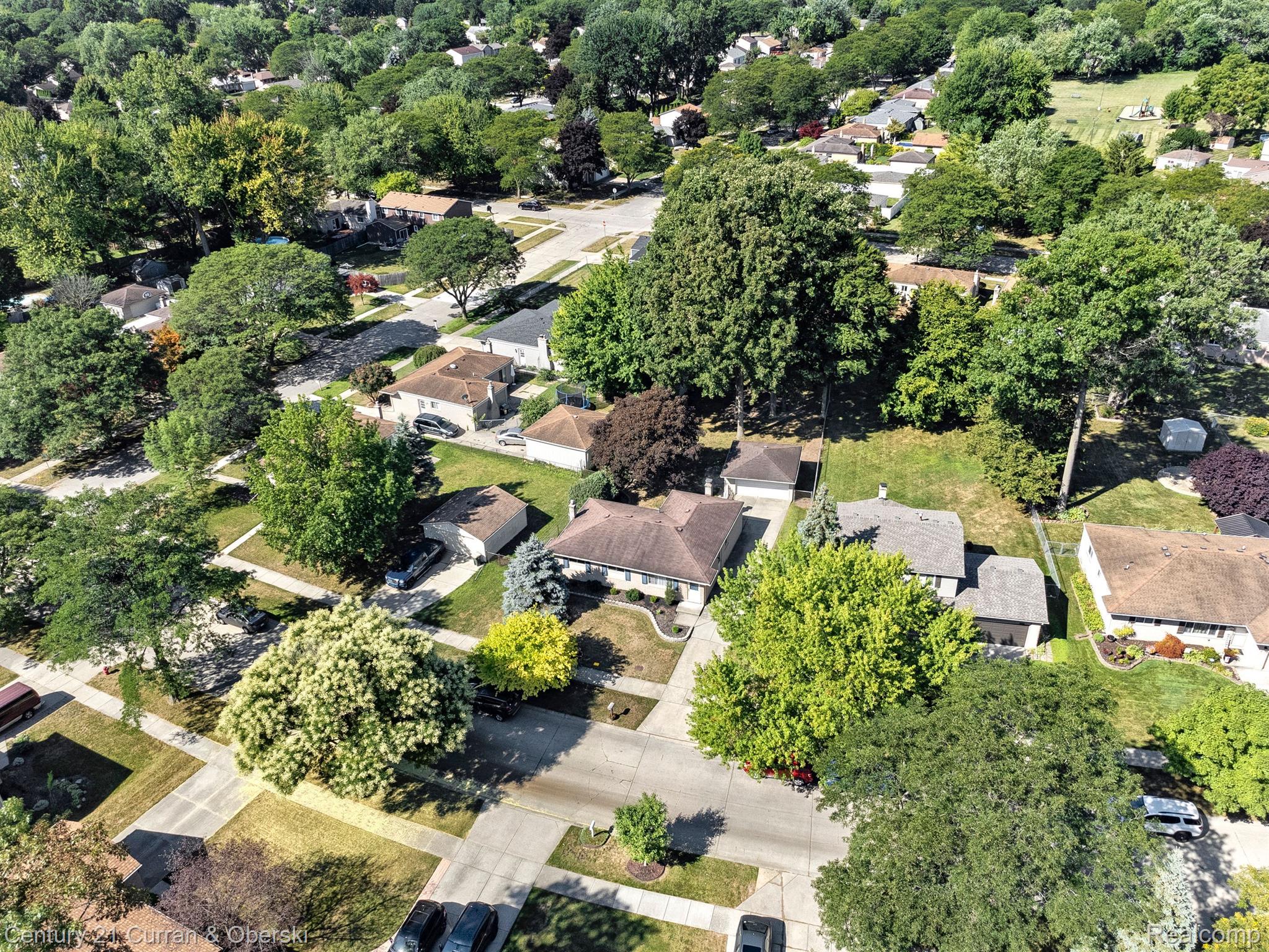 456 Buckingham Road Canton, MI 48188 - Photo 41 of 47 Gallery Image 41