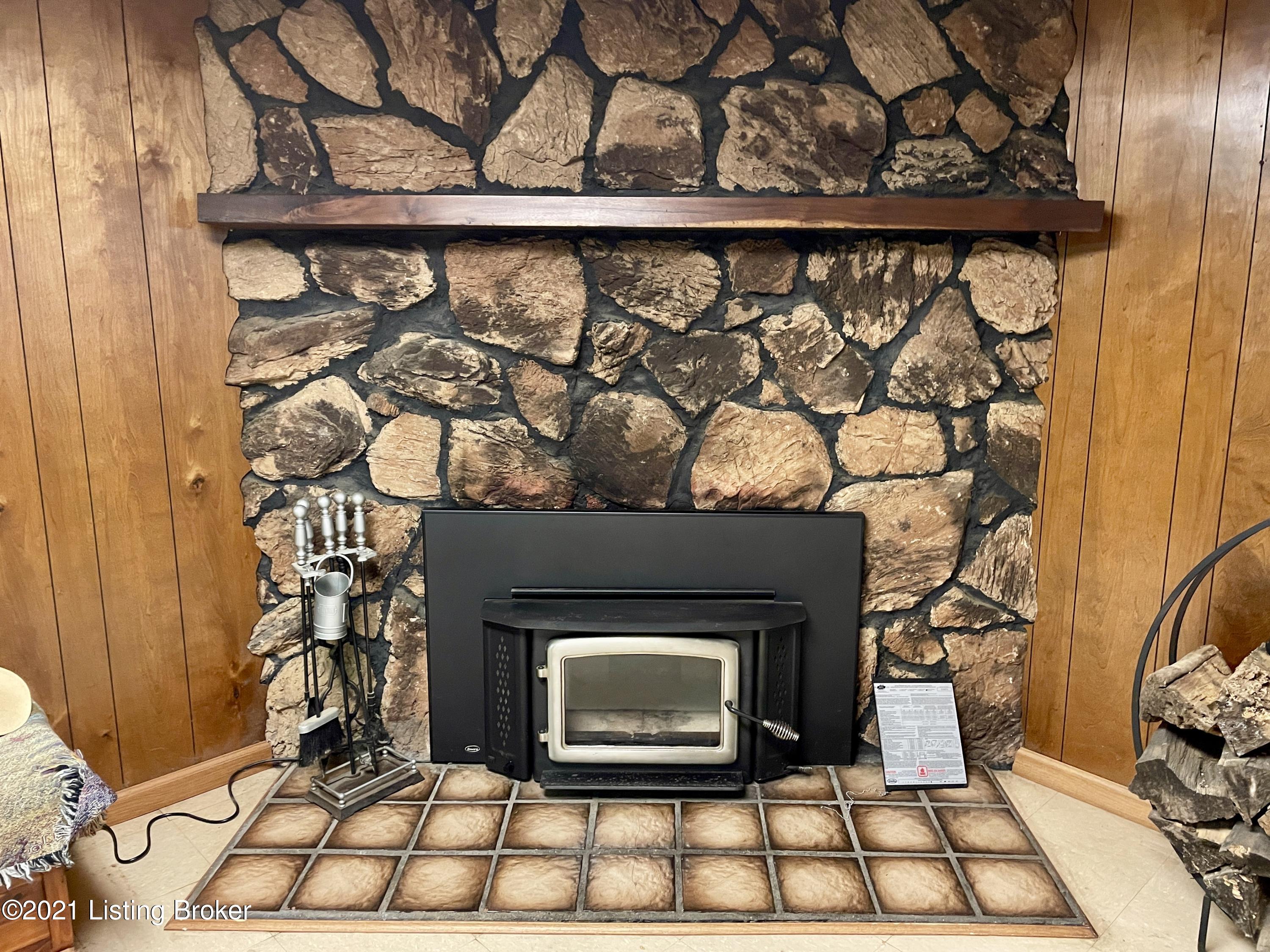 8805 Terry Road Louisville, KY 40258 - Photo 17 of 46 fullsizeoutput_11d4