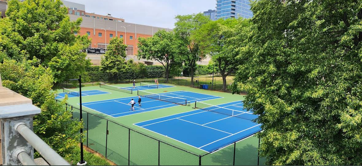 1200 South Federal Street, Unit C Chicago, IL 60605 - Photo 19 of 20 a view of a tennis ground with a small pool
