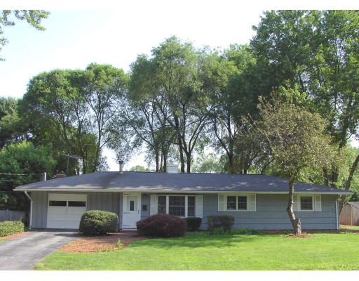 25 Lohnes Road Framingham, MA 01701 - Photo 1 of 1