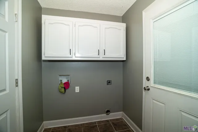 $269,900 | 613 Kimmeridge Drive, Baton Rouge, LA 70815