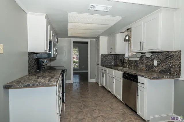 $269,900 | 613 Kimmeridge Drive, Baton Rouge, LA 70815