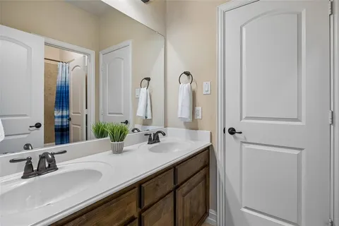 $875,000 | 2615 Trophy Club Drive, Trophy Club, TX 76262