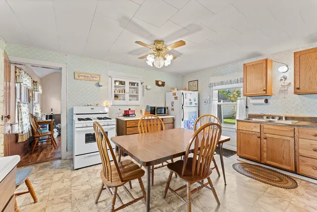 $149,900 | 312 West Emmett Street, Portage, WI 53901