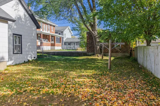 $149,900 | 312 West Emmett Street, Portage, WI 53901