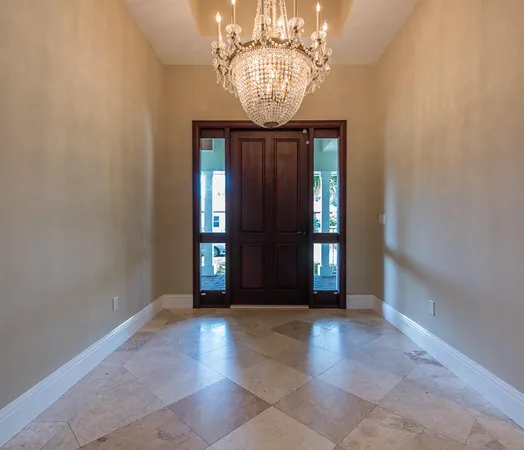 a view of entryway with interior
