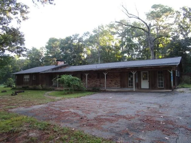 $155,000 | 132 Hood Road, Pollock, LA 71467