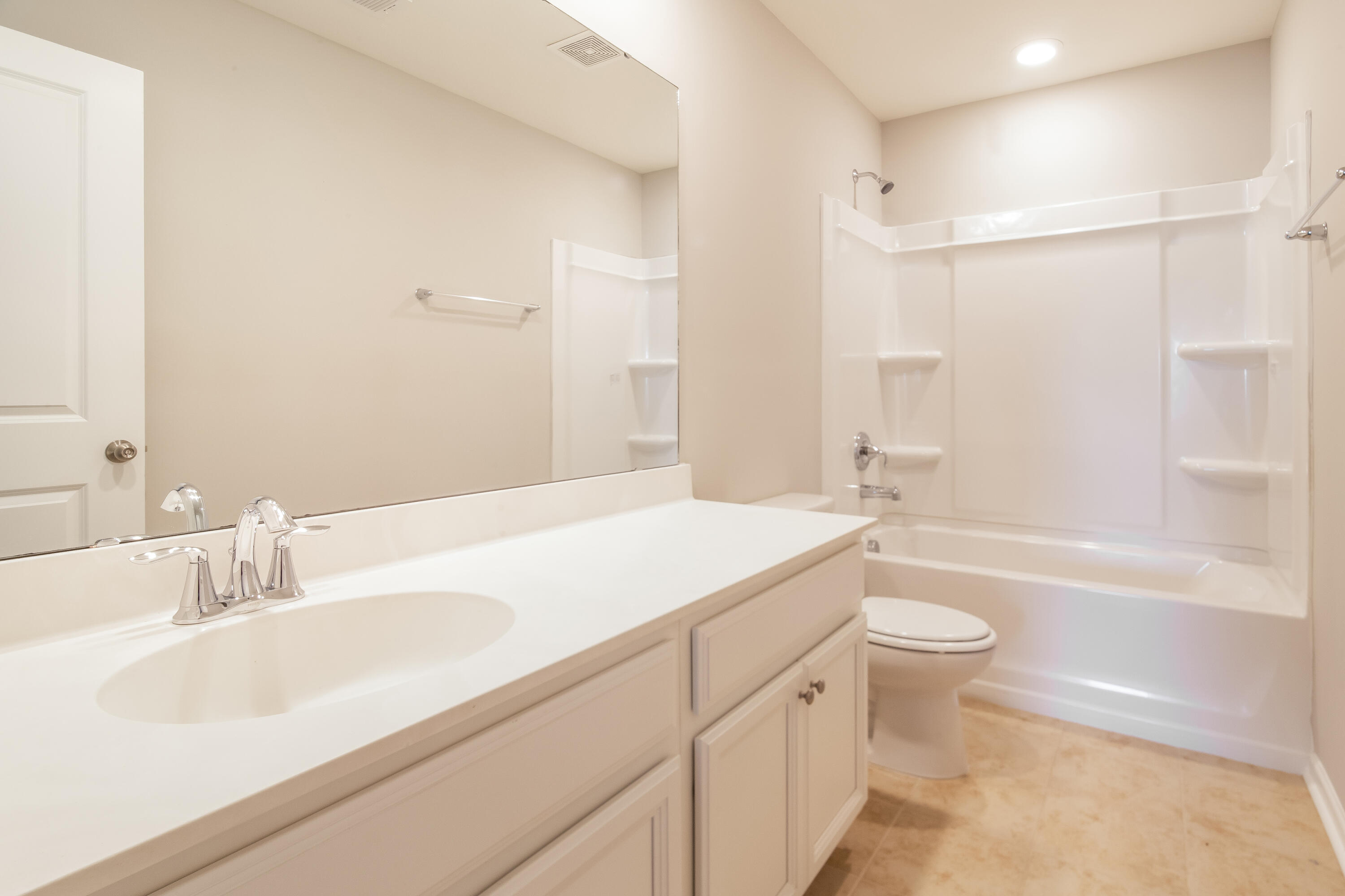 144 Blackwater Way Moncks Corner, SC 29461 - Photo 10 of 15 1004697.144 Blackwater Way - Bathroom