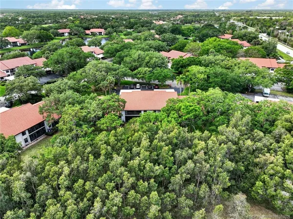 $275,000 | 6031 Southeast Martinique Drive, Unit 202, Stuart, FL 34997