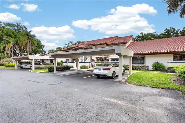 $275,000 | 6031 Southeast Martinique Drive, Unit 202, Stuart, FL 34997