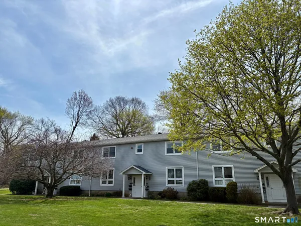 $1,895 | 146 Carriage Path South, Unit 146, Milford, CT 06460