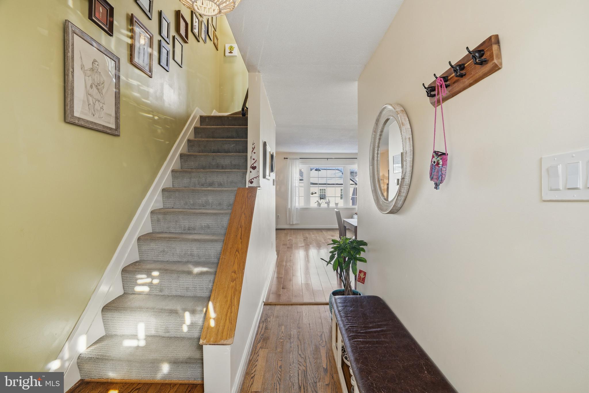 7745 Tiverton Drive Springfield, VA 22152 - Photo 3 of 33