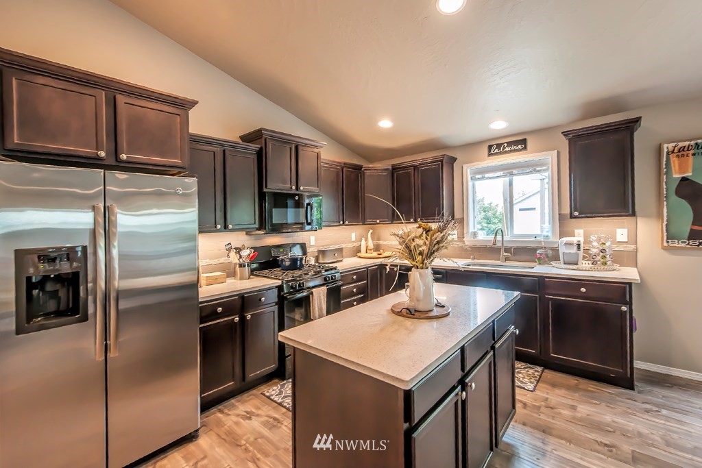 880 Hedine Road Walla Walla, WA 99362 - Photo 3 of 19 Gallery Image 3