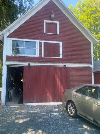 $2,395 | 36 Happy Valley Road, Woodstock, VT 05091