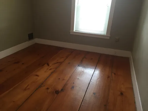 $2,395 | 36 Happy Valley Road, Woodstock, VT 05091