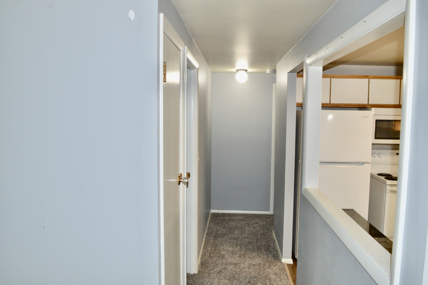 1114 Springinsguth Road, Unit 2C Schaumburg, IL 60193 - Photo 11 of 18 a view of bathroom
