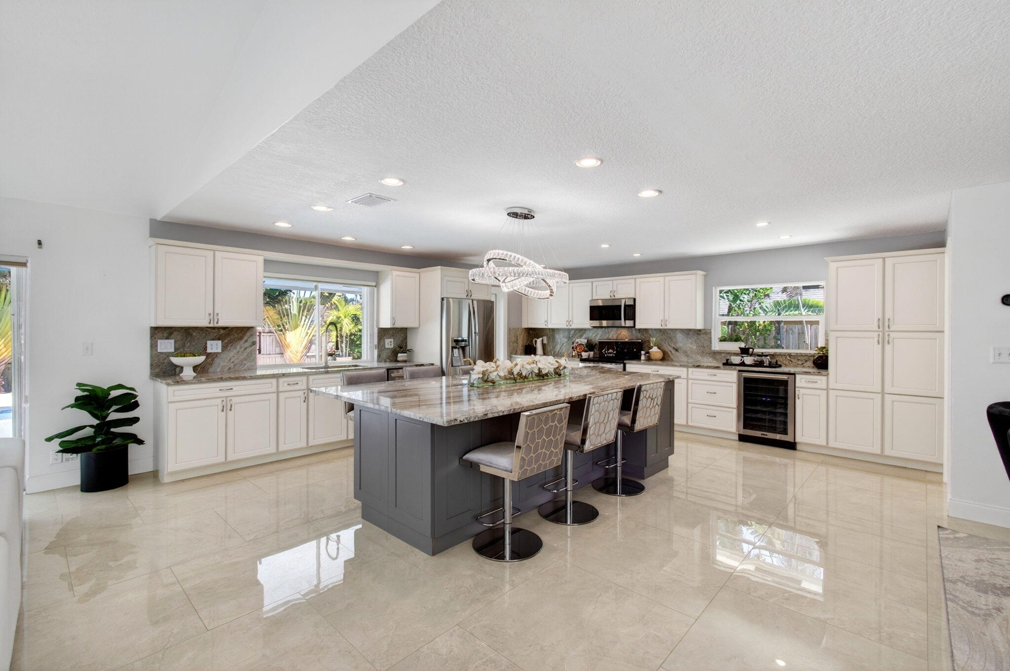 17634 Lake Park Road Boca Raton, FL 33487 - Photo 17 of 67 27-web-or-mls-DSC_6934