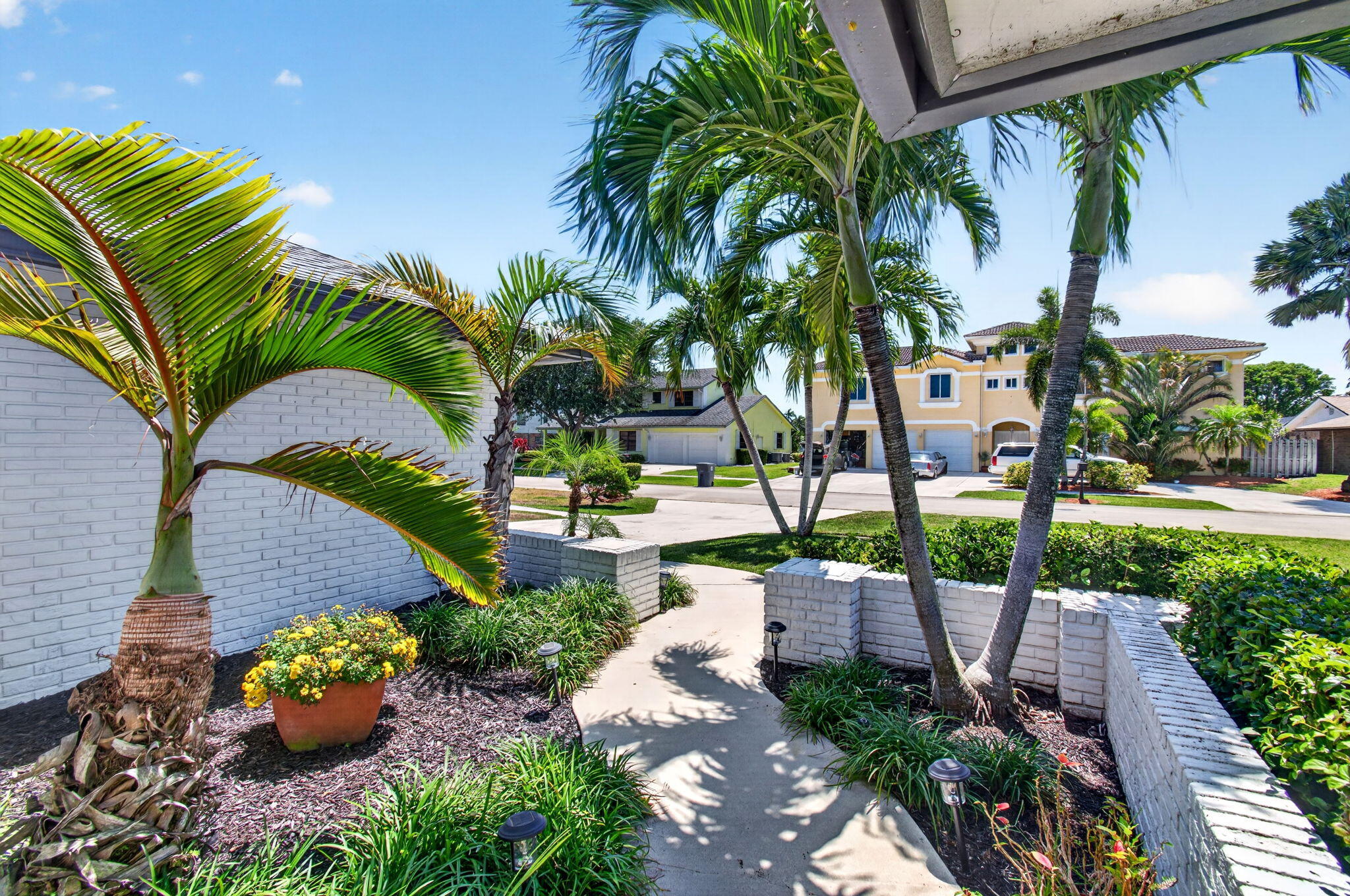 17634 Lake Park Road Boca Raton, FL 33487 - Photo 6 of 67 12-web-or-mls-DSC_6831